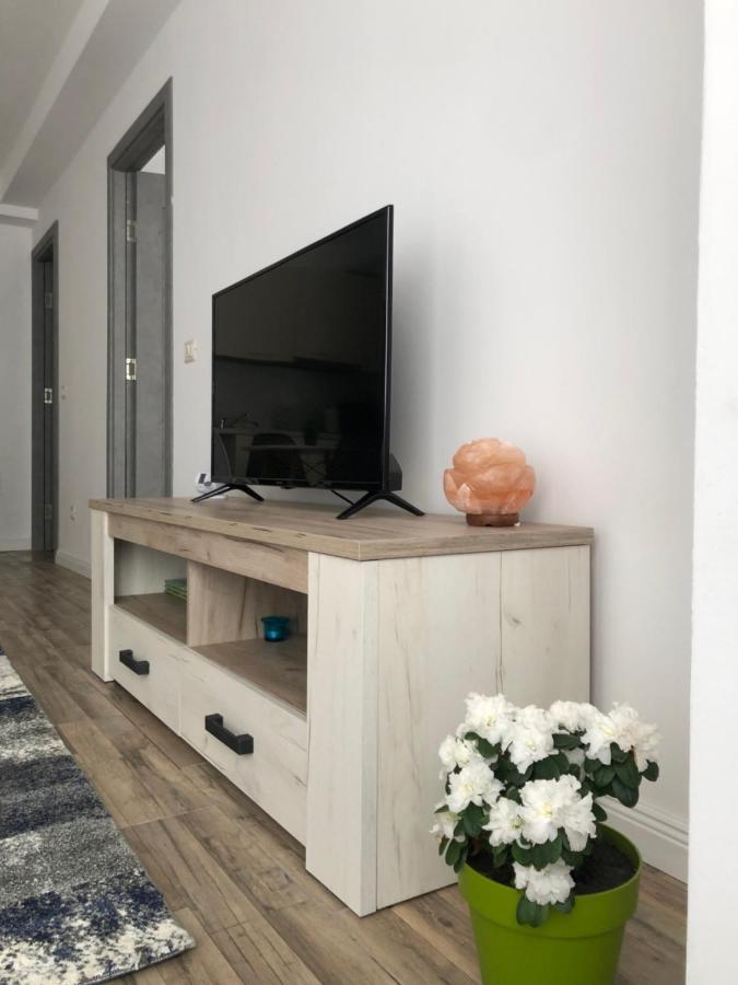 Narcisa Appartement Piatra Neamţ Buitenkant foto